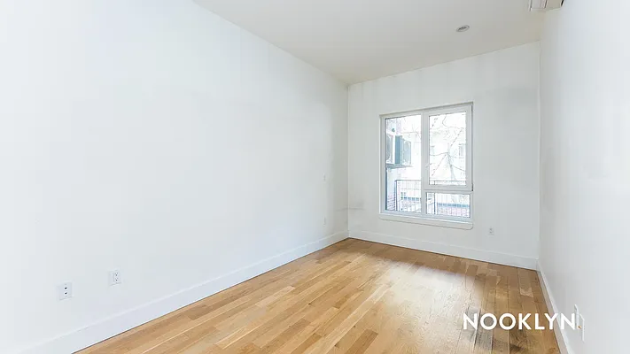 Rented by Nooklyn NYC LLC | media 8