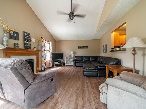 5th image of 2156 Parklawn Dr