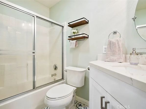 6008 Paseo Salinero