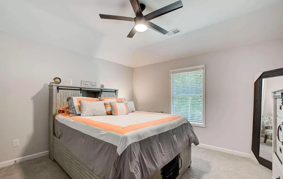 Building Photo - 254 Webster Lake Dr #3