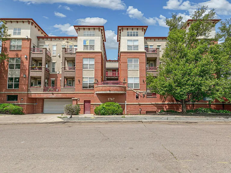 1767 N Pearl St #308 — Photo 27