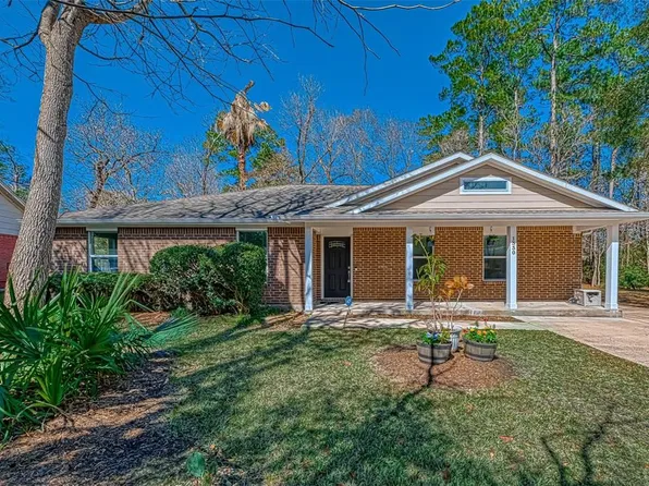 1330 Glen Oaks Dr, Conroe, TX 77385