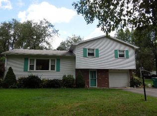 3 Oakview Dr, Greenville, PA