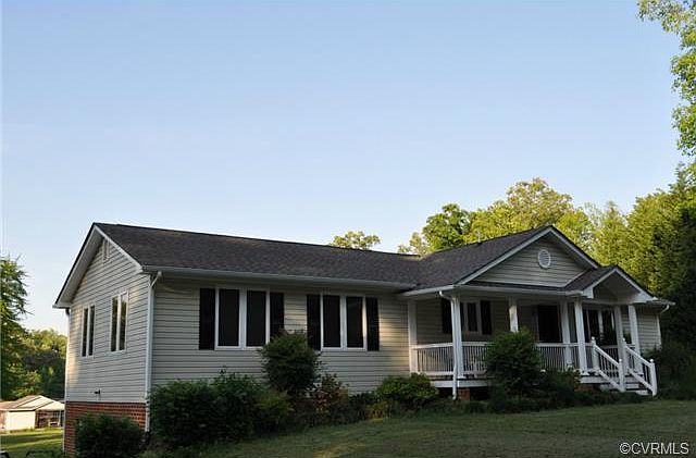 1st image of 157 Sir Walter Dr
