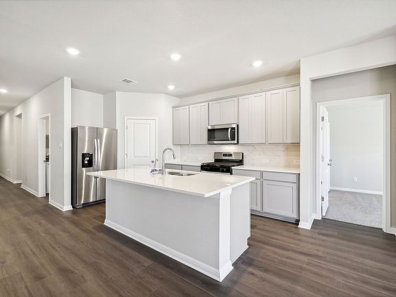 Cook a delicious meal in this beautiful kitchen.