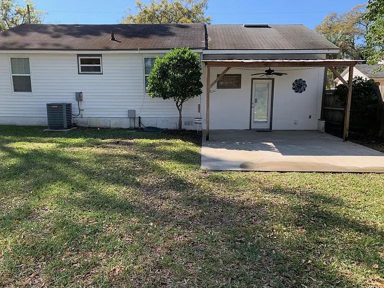 1815 Bartram Rd — Photo 13