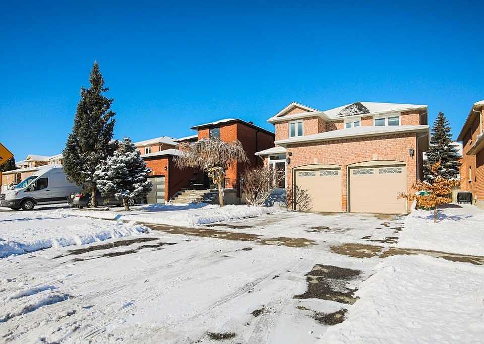 1st image of 87 Woodriver St