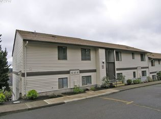 12120 SW Royal Ct APT B, King City, OR 97224