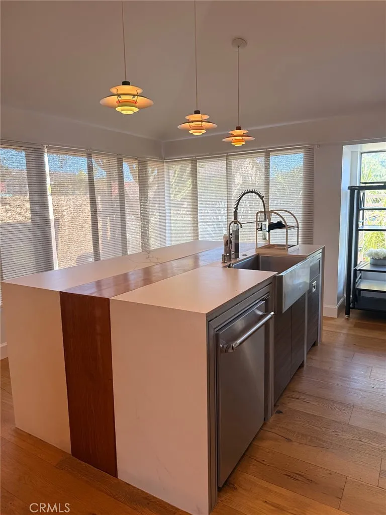 3 bed, 1800 sqft, $6,000 — Photo 4