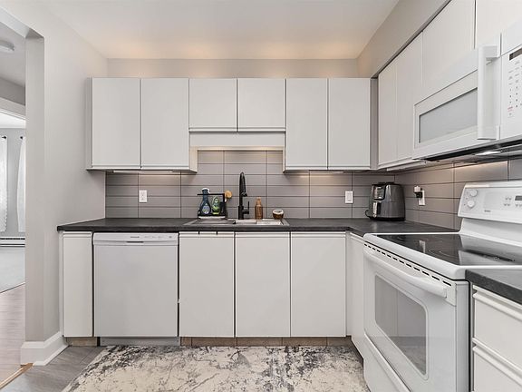 5th image of 83 Kearney Lake Rd #302