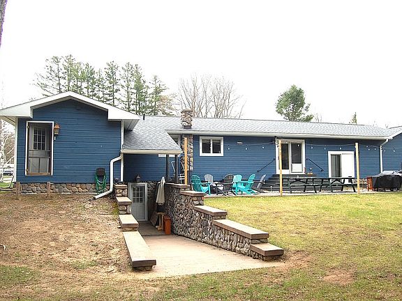 ramp access to basement