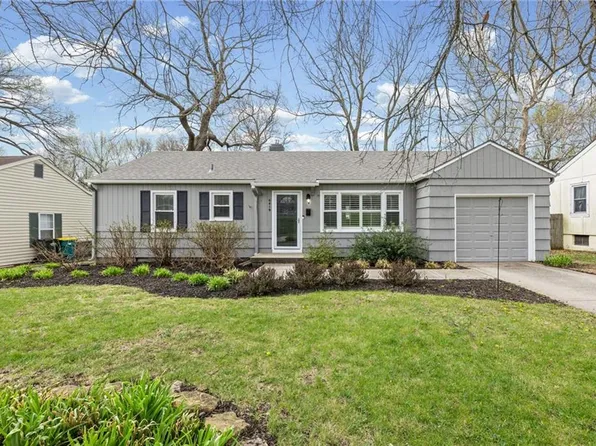 6419 W 72nd St, Overland Park, KS 66204