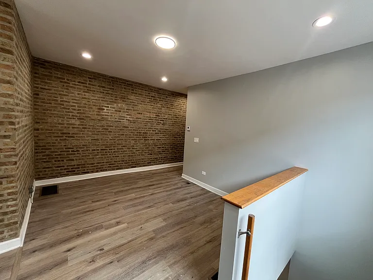 4048 N Richmond St #1 — Photo 5
