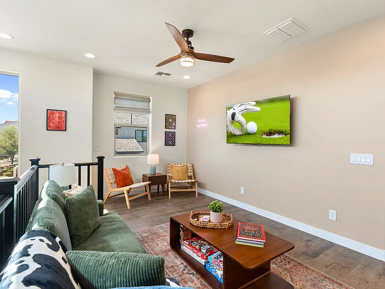 1950 E Lantana Dr — Photo 26