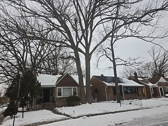 3rd image of 19401 Coyle St