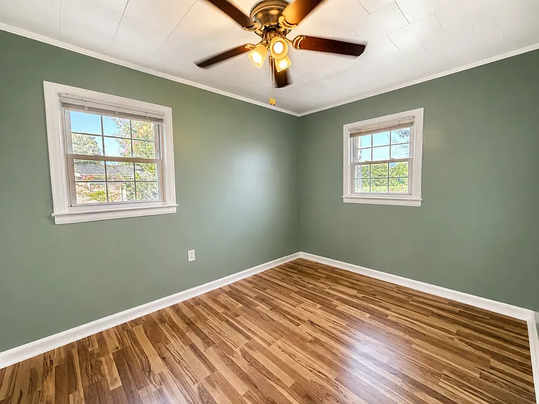 502 N Main St — Photo 15