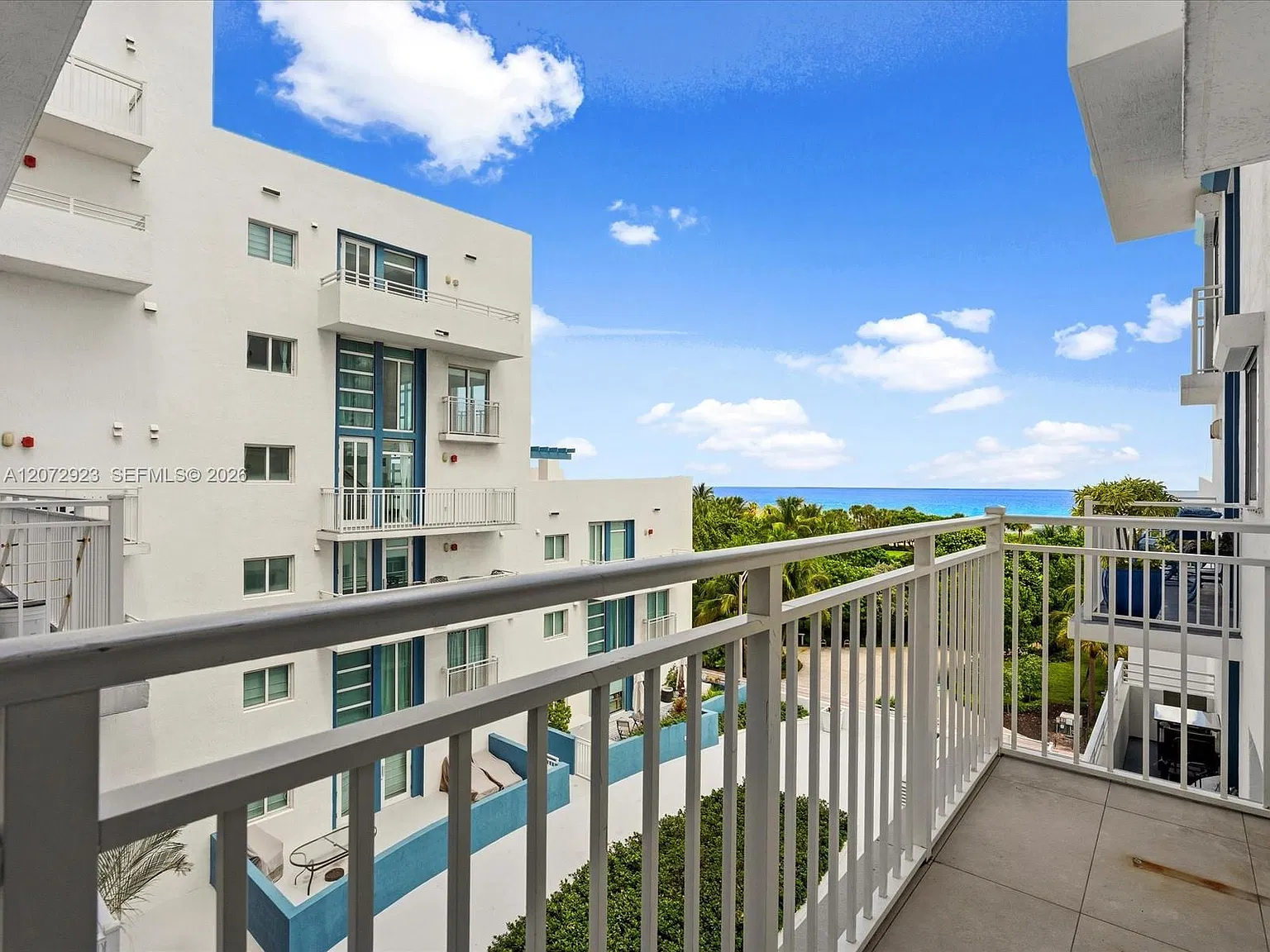 Oceanblue Condo Of Miami — Photo 3