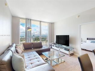 19501 W Country Club Dr #PENTHOUSE 10, Aventura, FL 33180