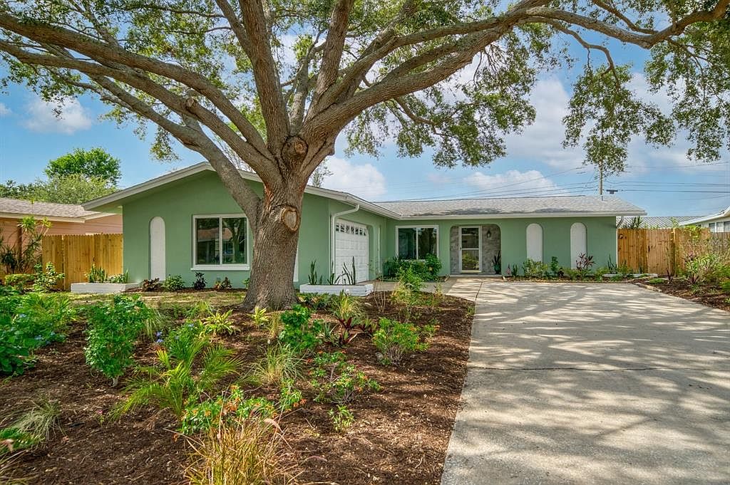 13847 Trinidad Dr, Seminole, FL 33776 | Zillow