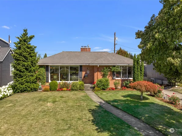 611 Hoyt Avenue, Everett, WA 98201