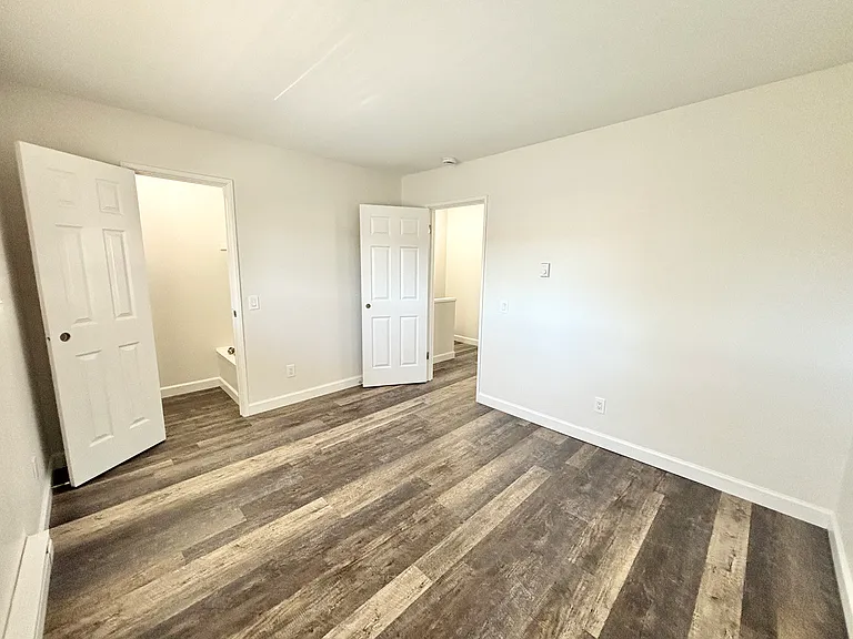 541 Schiller St #28 — Photo 13