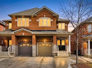 14 Gulfbrook Cir, Brampton, ON L6Z0G4