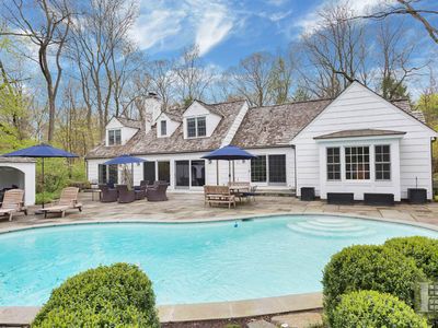 86 Round Hill Rd, Greenwich, CT, 06831