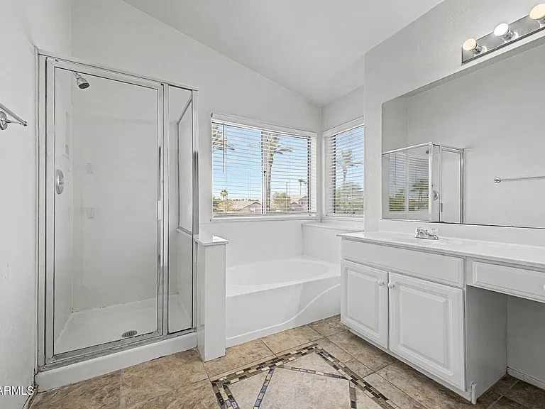 13166 W Cypress St — Photo 33