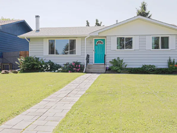 2 Beechmont Ave, Spruce Grove, AB T7X 1C7