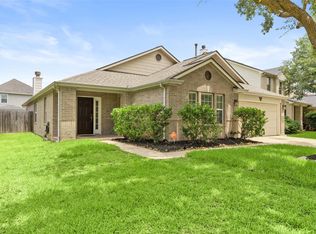 7622 Crestbrook Manor Ln, Cypress, TX 77433