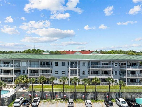 2nd image of 212 Harbor Blvd Unit 205