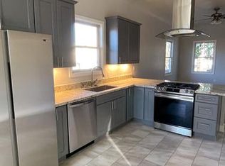 1820 11th St #A, Sacramento, CA 95811