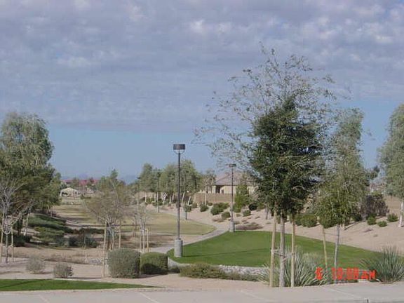 5th image of 2682 E BEECHNUT Place #15