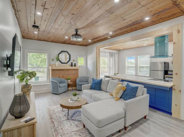 1311 W French Pl