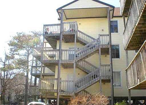 1st image of 244 Portview Ave APT 4