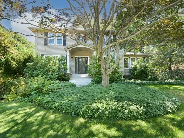 56 Holden St, Holden, MA 01520