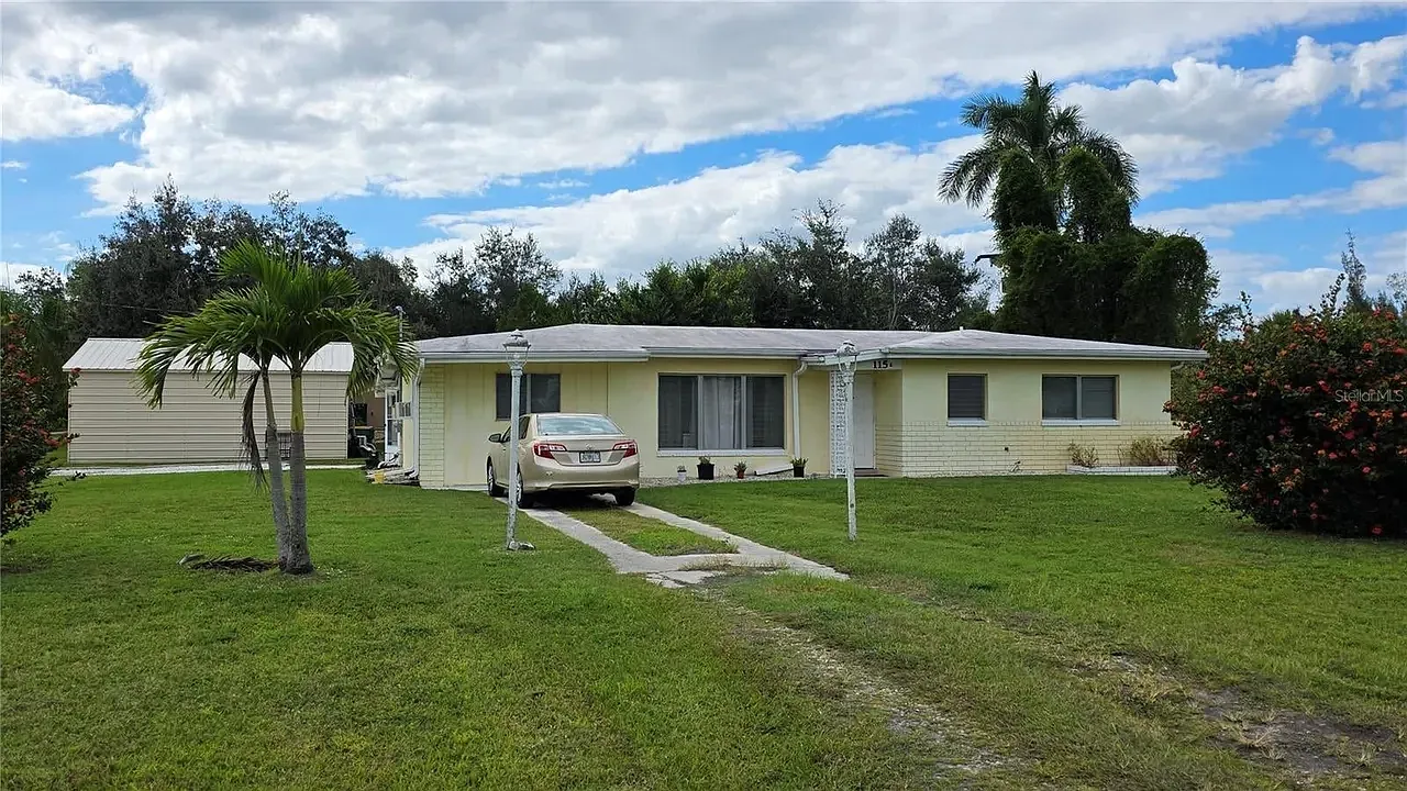 2 bed, 1000 sqft, $1,495 — Photo 2