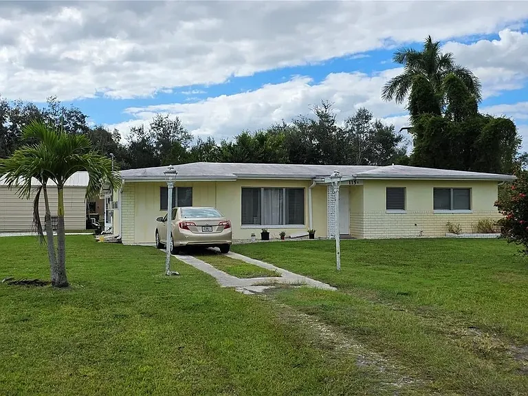 115 Peace Island Dr #A — Photo 2