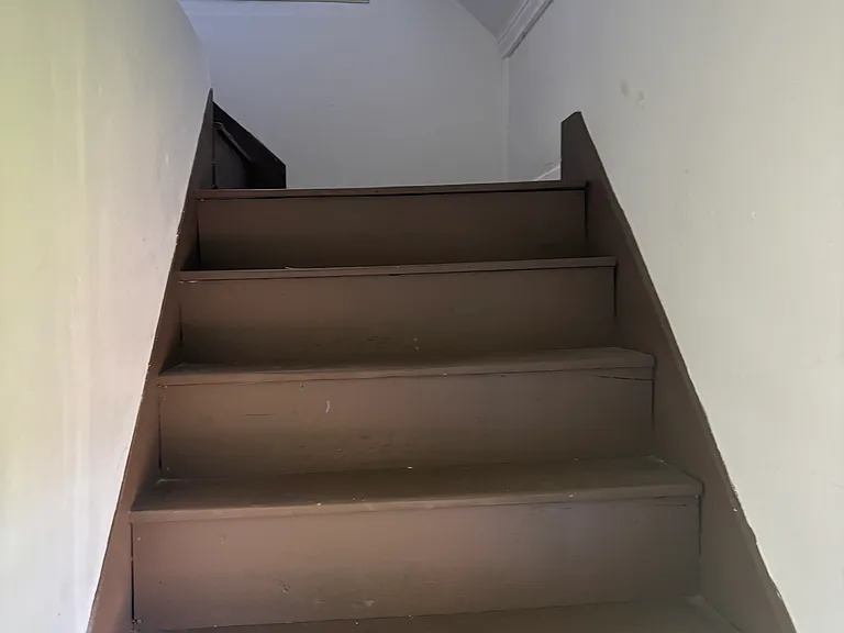 228 E Main St #1 — Photo 2