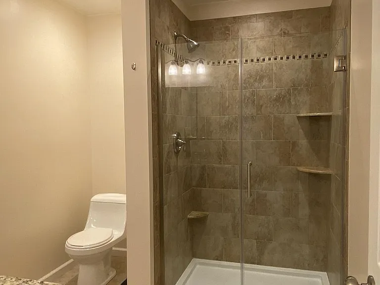 193 Jonathan Dr — Photo 14