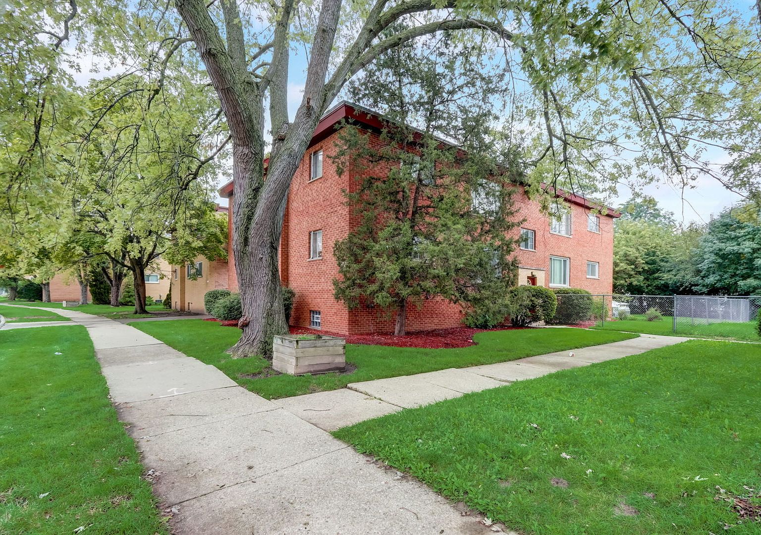 735 Walnut St 735, Waukegan, IL 60085 MLS 11842006 Zillow