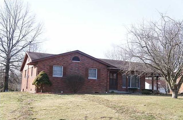 1st image of 678 Genevieve Ave