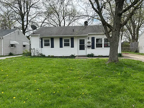 621 Lindemann Dr Photo 1