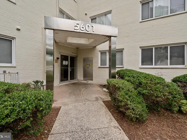 5601 Parker House Ter APT 217, Hyattsville, MD 20782