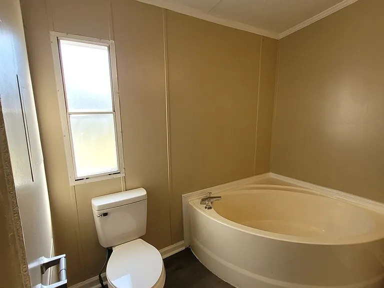 130 Nowhere Rd — Photo 6