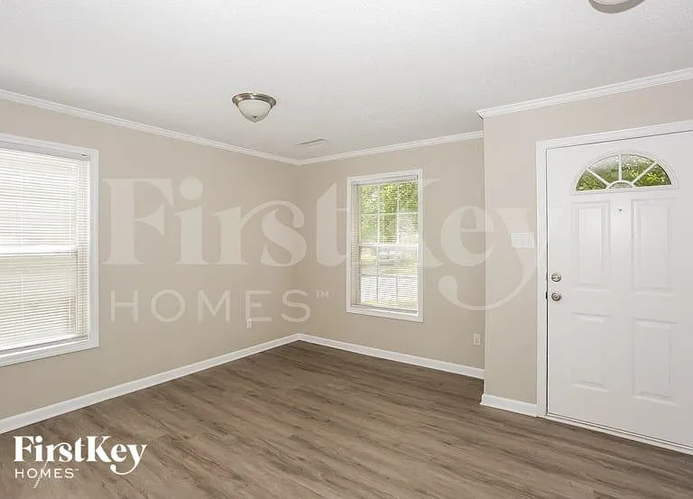 2025 Beckwith Ln — Photo 7