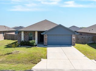117 Willowbend Loop, Mabank, TX 75147