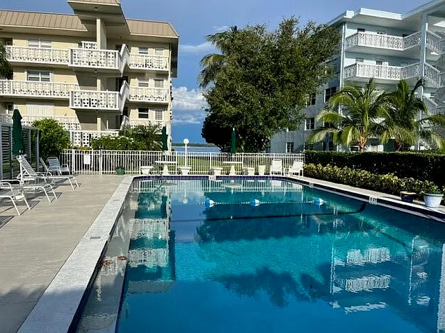 52 Yacht Club Dr #308 — Photo 6