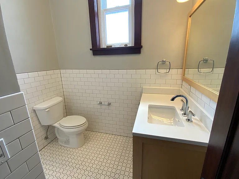 1202 Tower Ave — Photo 169