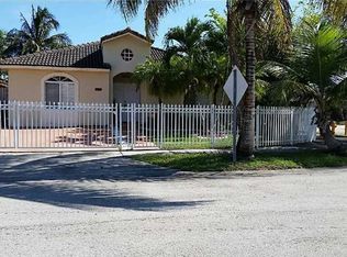 14362 SW 168th Ter, Miami, FL 33177